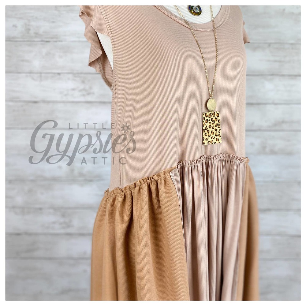 POL Caramel Star Swing Dress - Picture 2 of 12